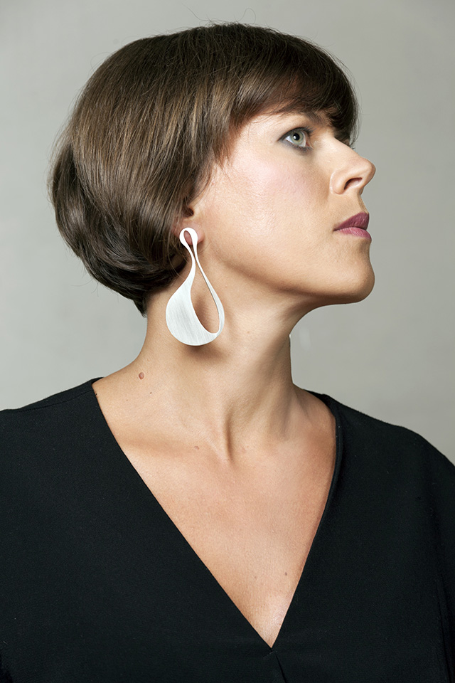 Silver earrings from the series PAR AVION